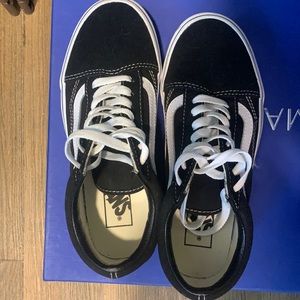 Vans old skill size 6.5